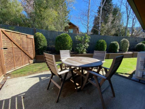 11 Forest View Close